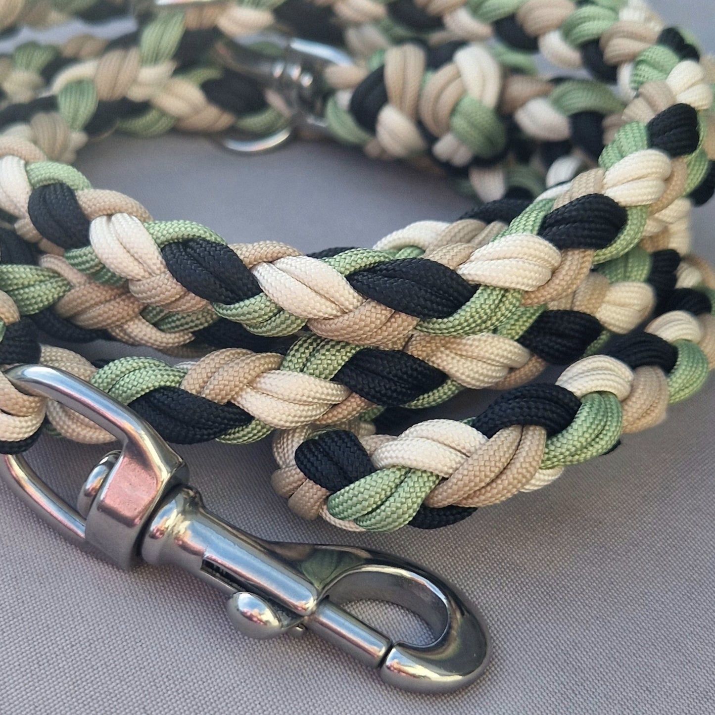 Hand-braided Paracord Leash *Guacamole & Cream & Mocca & Black *
