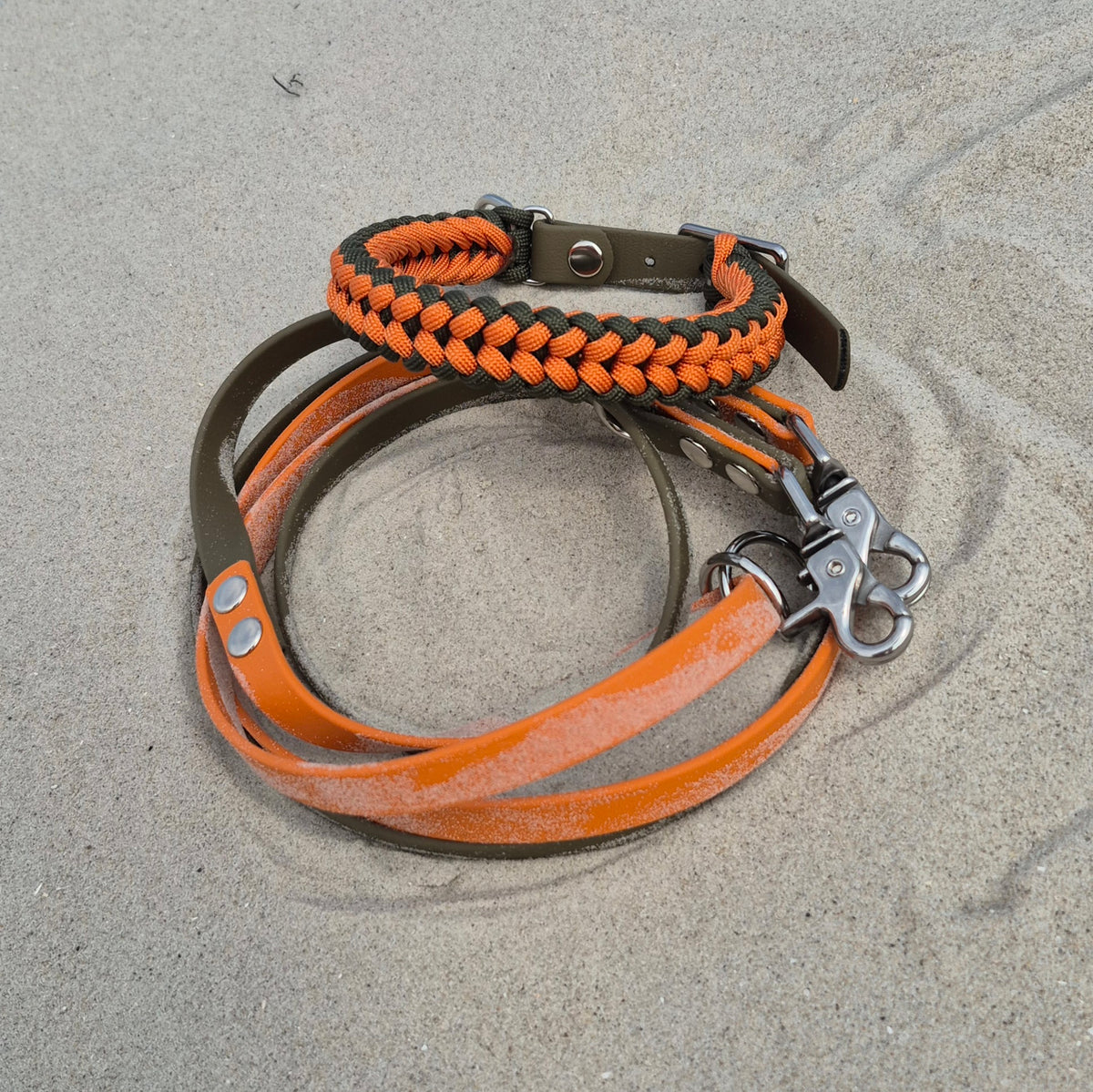 Halsband Paracord *Oliv-Orange* für einen Halsumfang: 28-32cm