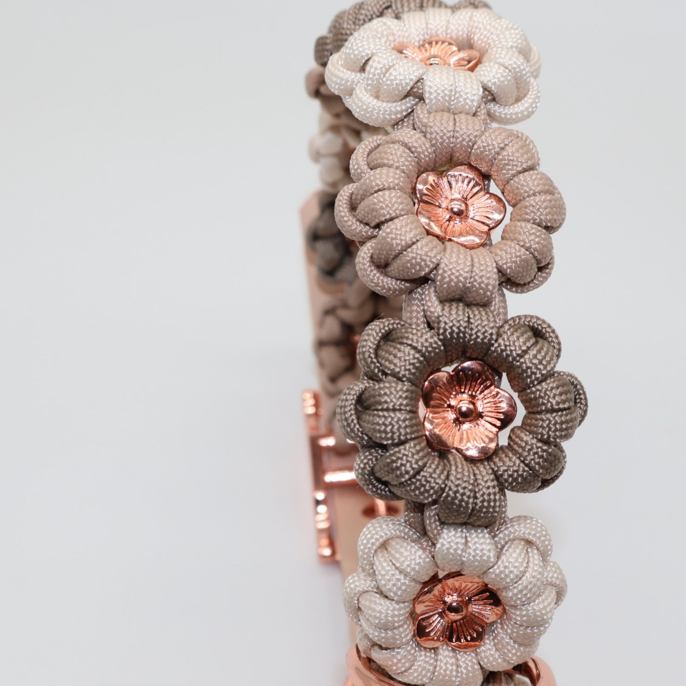 Blumen Halsband *Tan & Mocca & Creme*