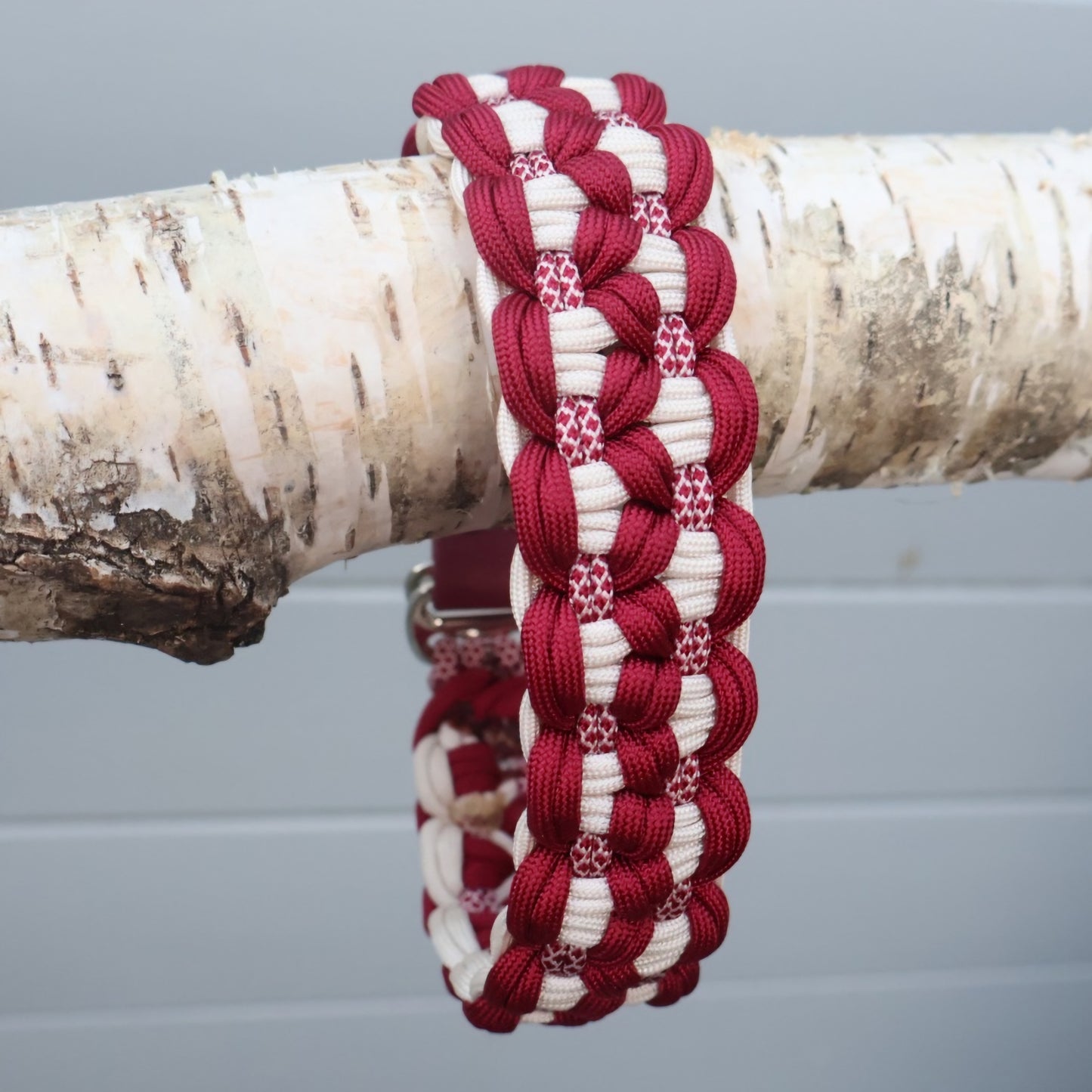 Paracord Halsband Breit geflochten *Burgundy-Creme*