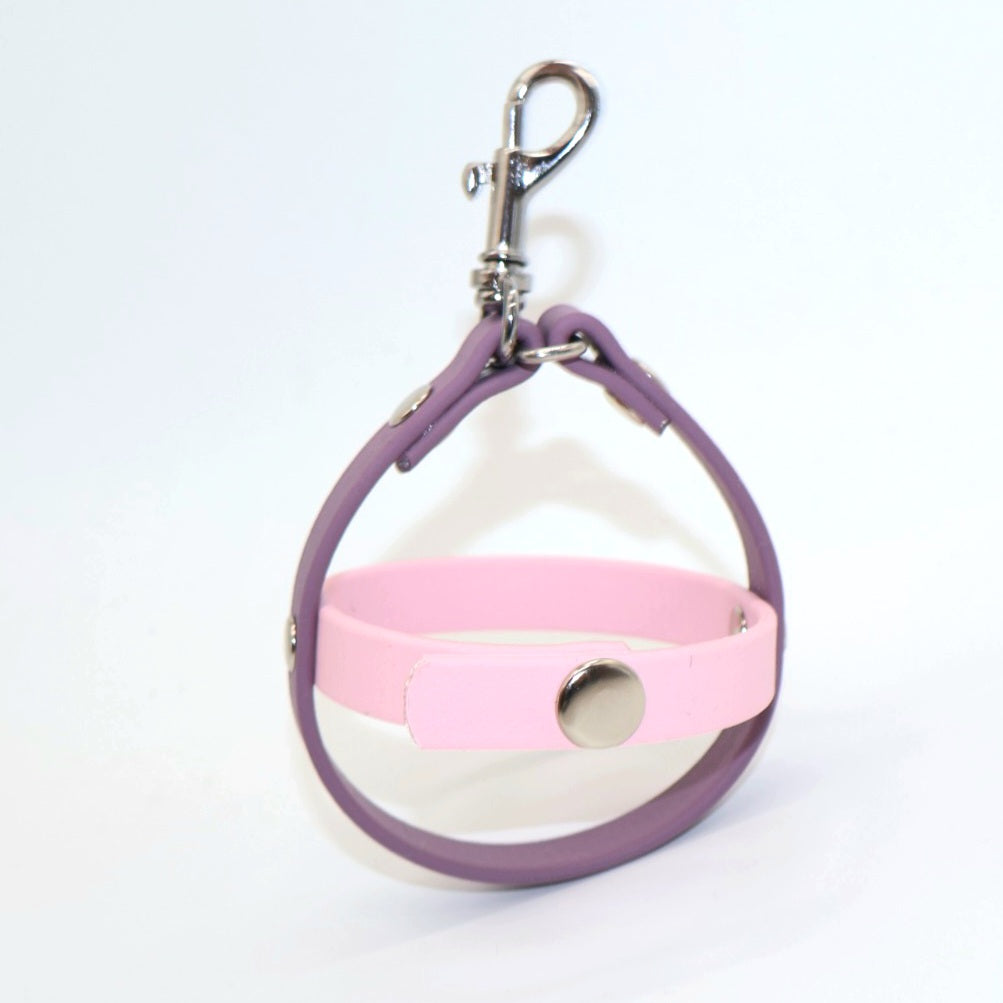 Ballhalter Biothane mit Knopf *Hellrosa & Traube*