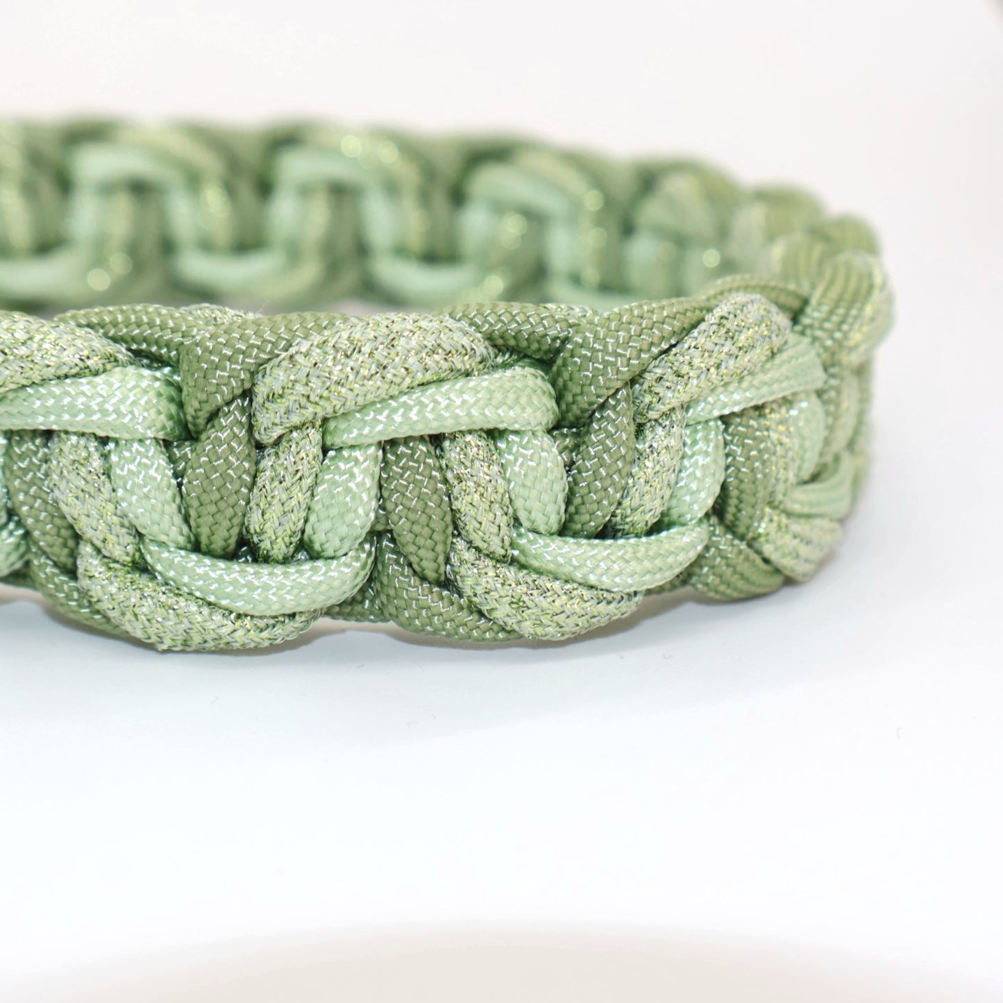 Paracord Halsband geflochten *Guacaole Glitzer*