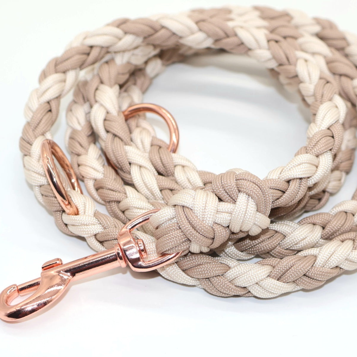 Hand-braided Paracord Leash *Mocca-Cream*