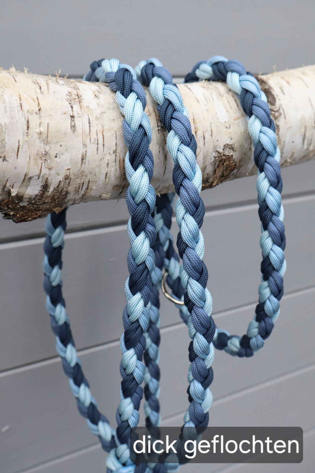 Hand-braided paracord leash *Jeans blue* 