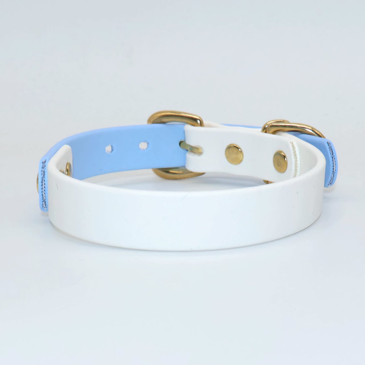 23-27cm & 1,6cm breites Halsband Biothane *Weiß & Polarblau*