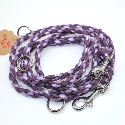 2,4m dünne Paracord Leine für Hunde bis 10kg *Traube & Flieder*