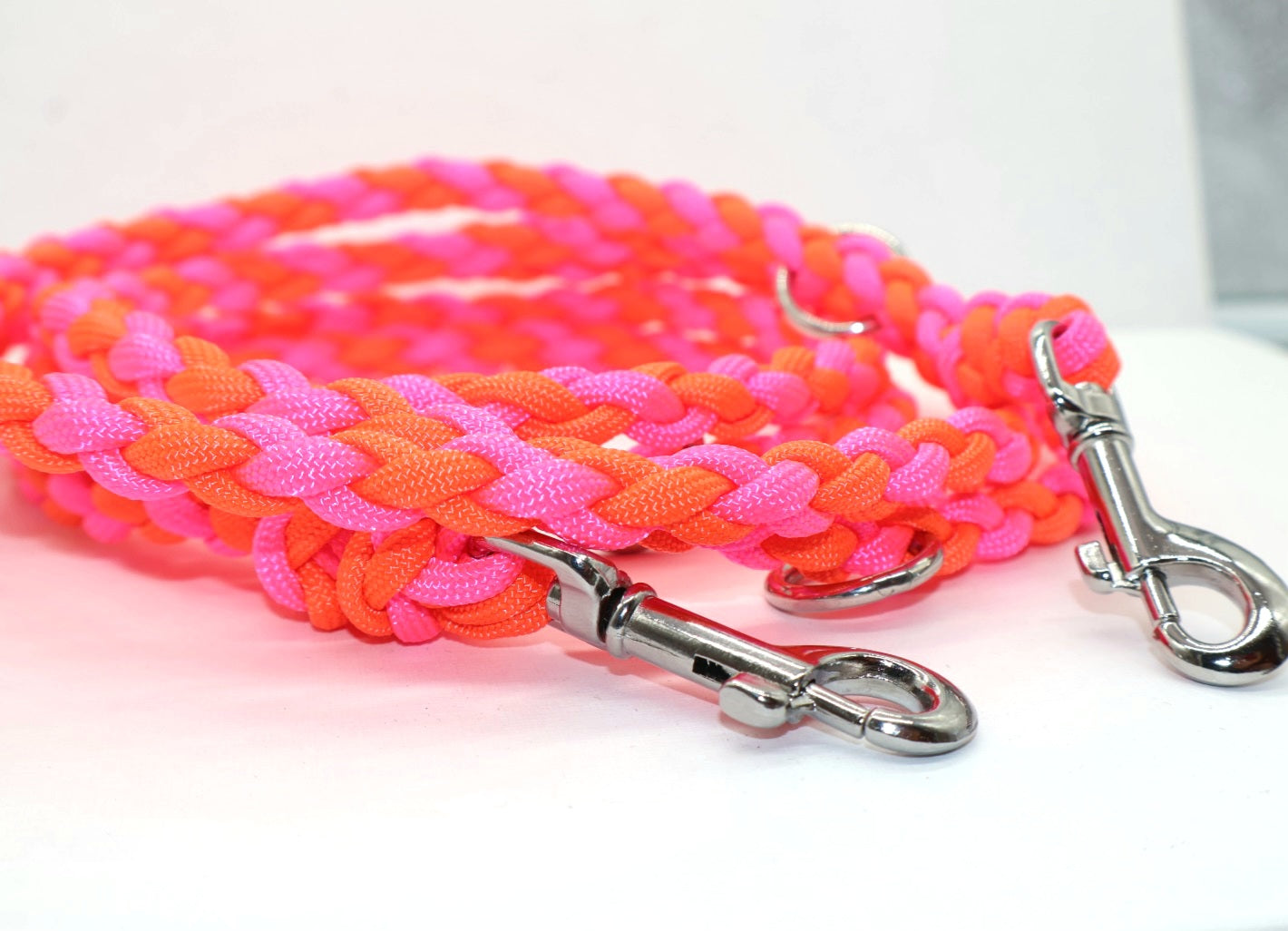Handgeflochtene Paracord Leine *Neon Pink & Neon Orange*