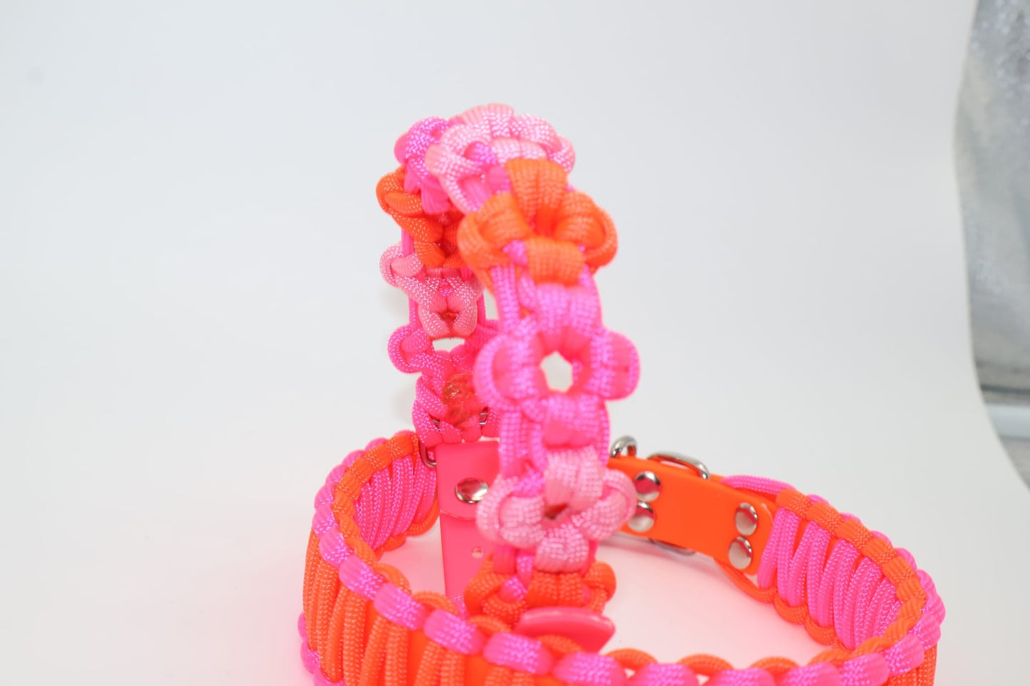 Mini Blumen Paracord Halsband *Neon Orange & Neon Pink & Rose Rosa* 26-31cm
