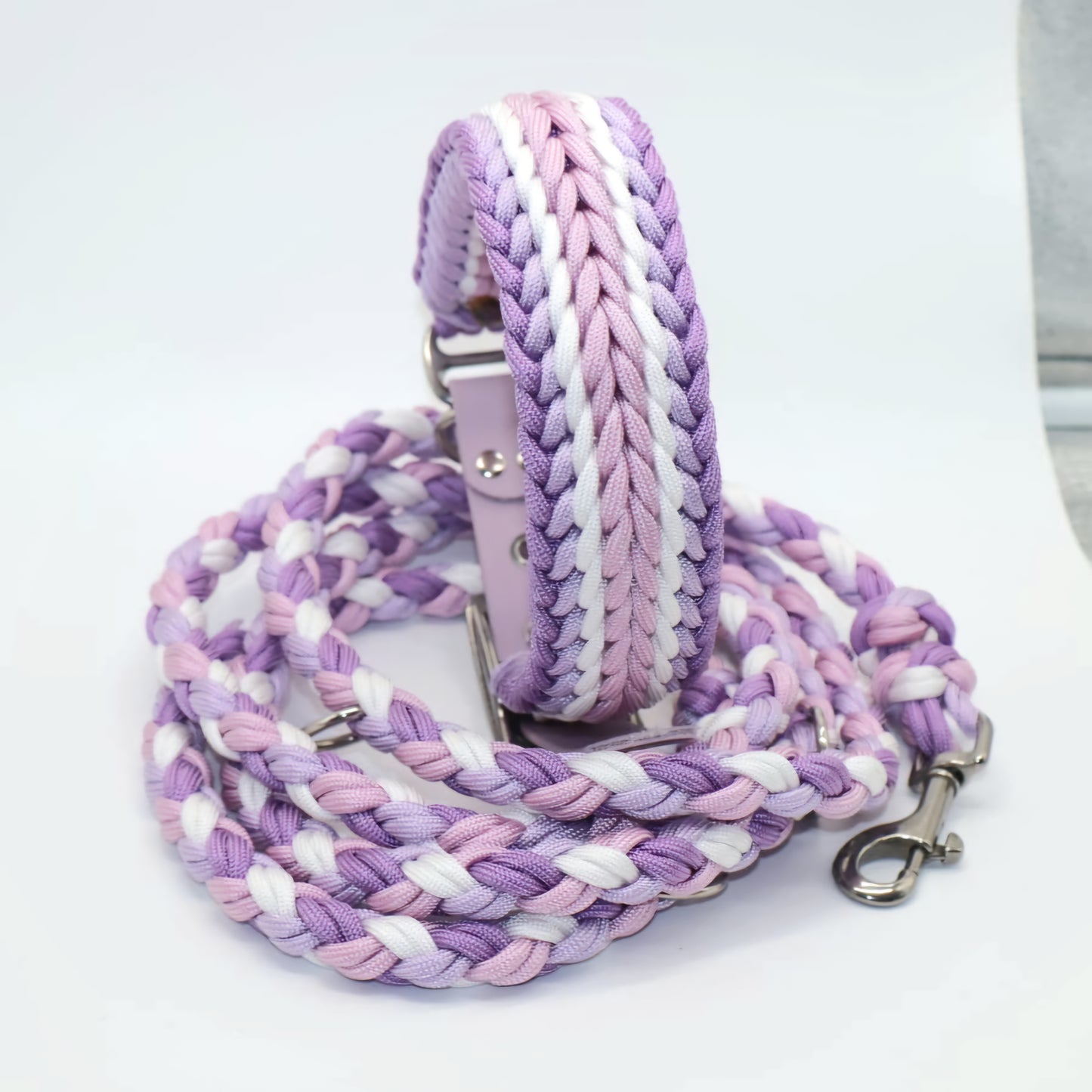 Handgeflochtene Paracordleine *Pearl lila*