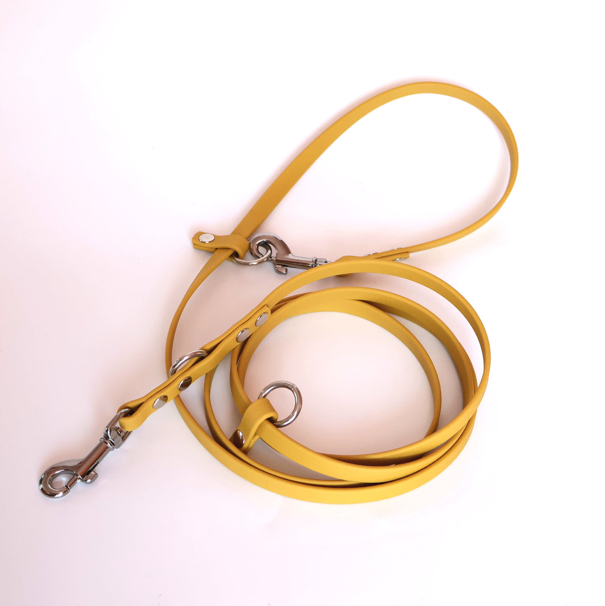 22-26cm Biothane Halsband und dünne 2,0m Biothane Leine *Ocher-/Senfgelb*