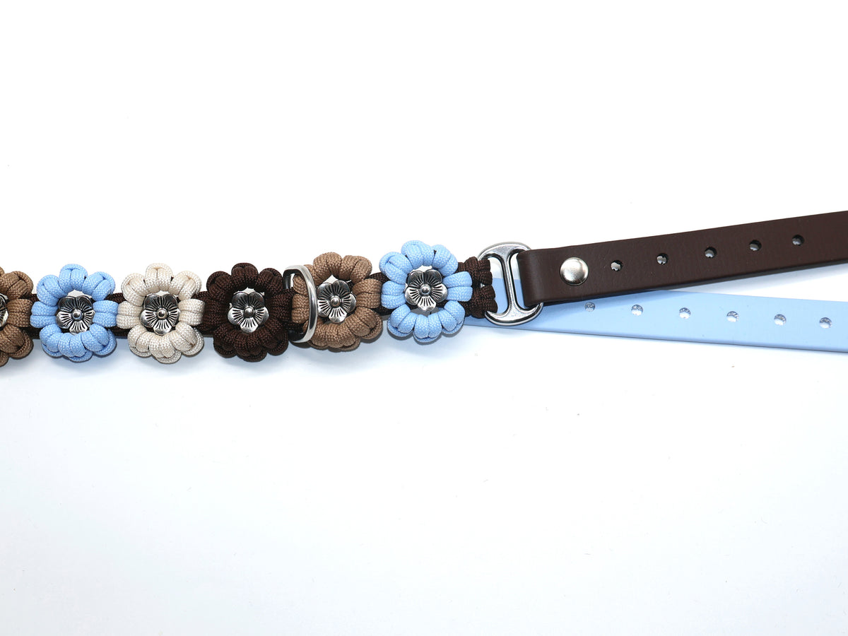 Blumen Halsband *Polarblau & Nuss & Creme & Cappuccino*