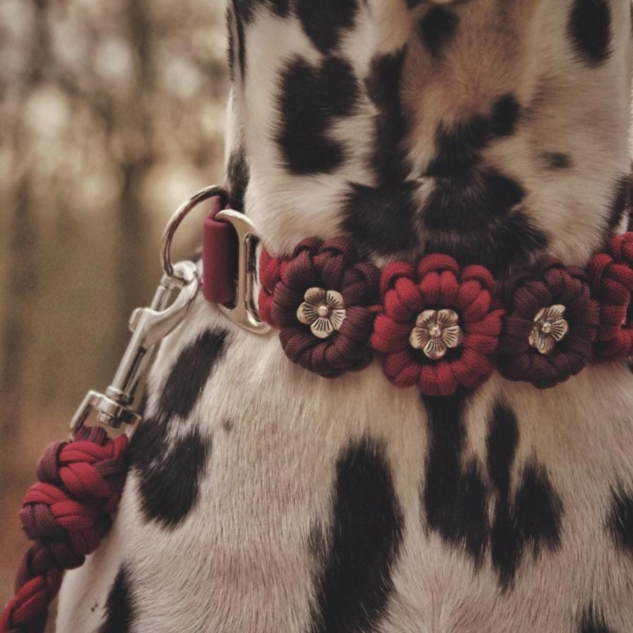 Flower Necklace *Wine Red*