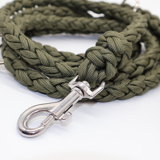 Handgeflochtene Paracord Leine *Oliv*