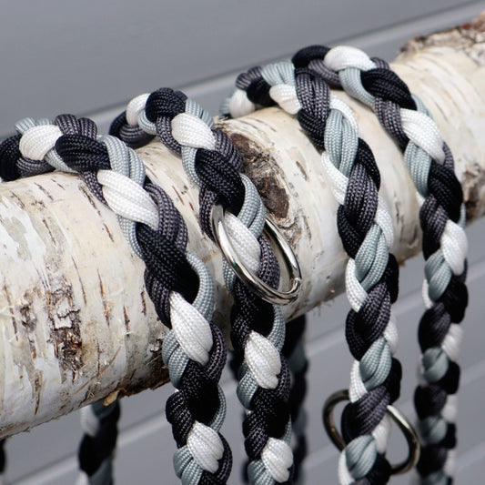 Handgeflochtene Paracord Leine *Schwarz-Weiß*